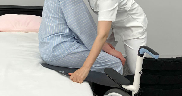 ボードを差し込む